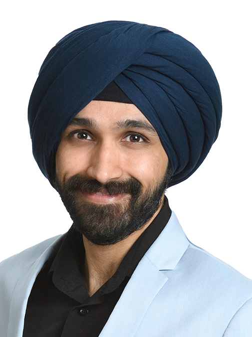 Parminder Bhatia headshot